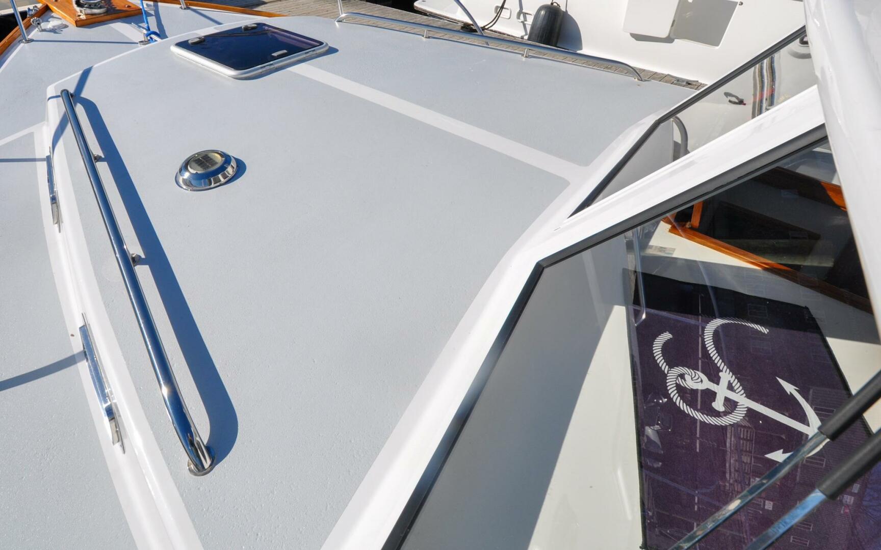 2001 Wilbur 34 - Image 29
