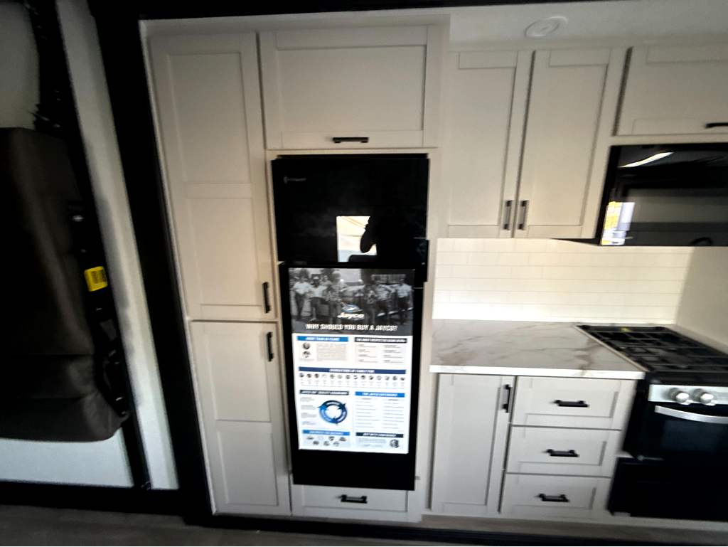 2027 JAYCO SEISMIC 265 - Image 15