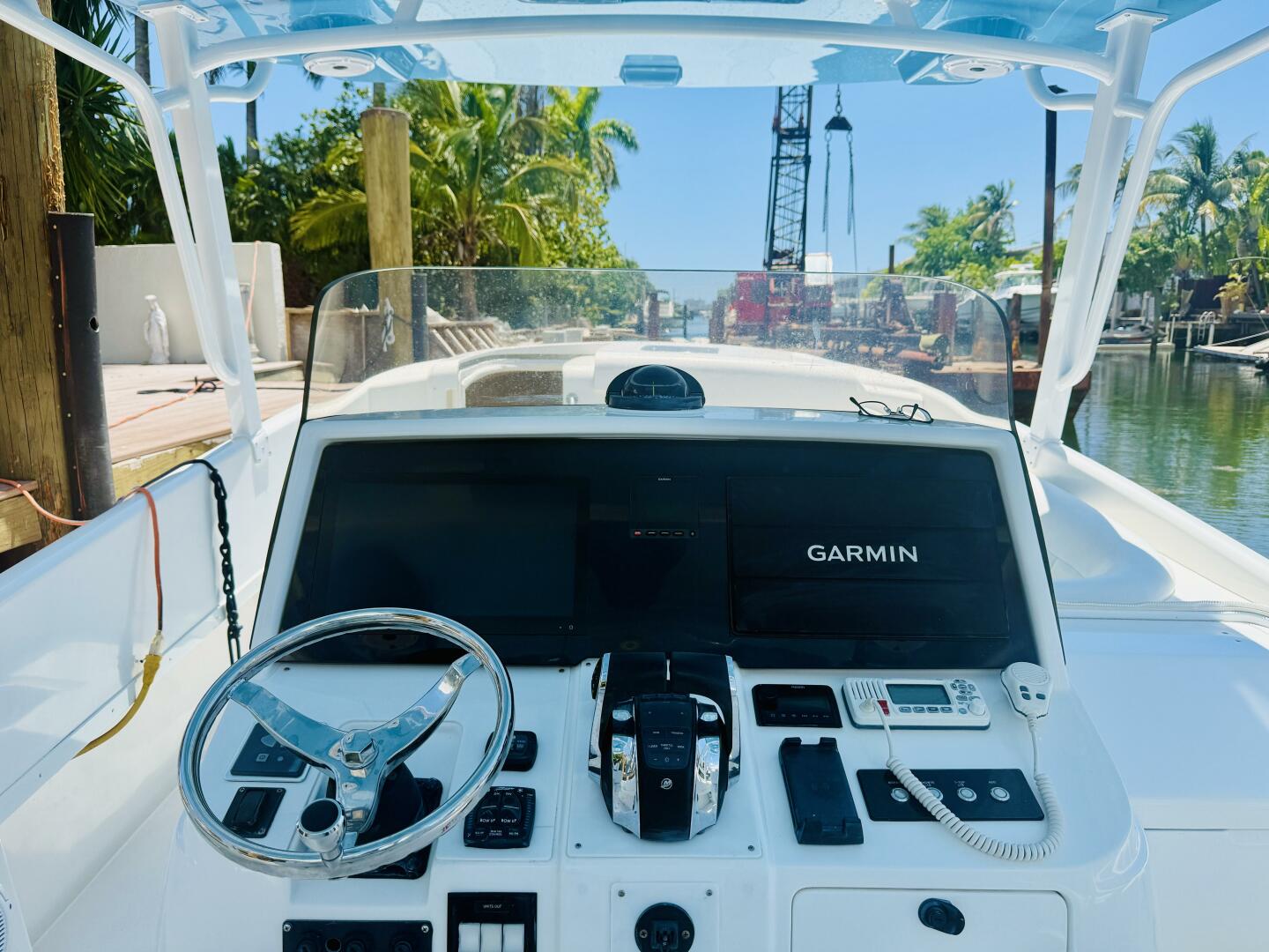 2003 Intrepid 377 - Image 21