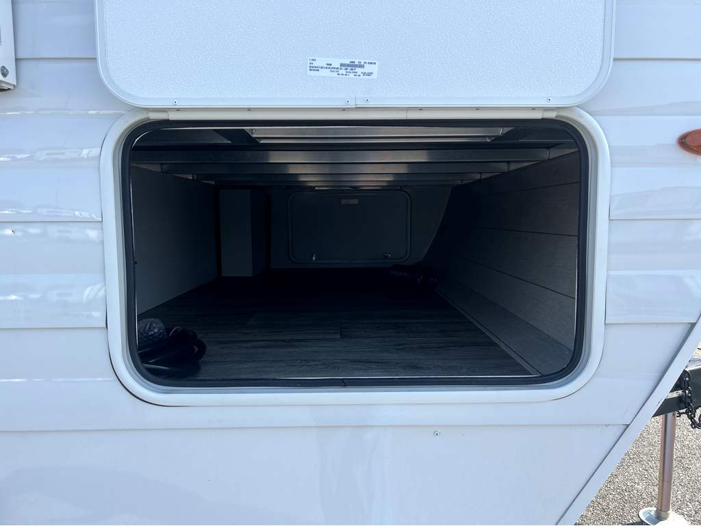 2026 VENTURE RV SIENNA 231VRK - Image 5