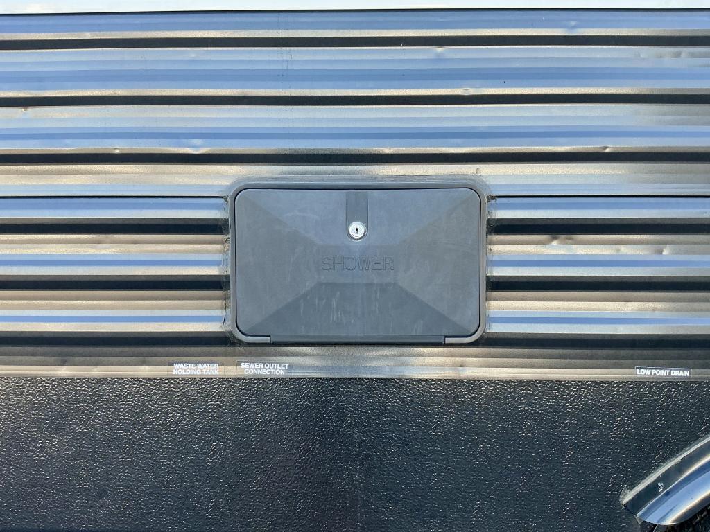 2025 COACHMEN 242MK - Image 25