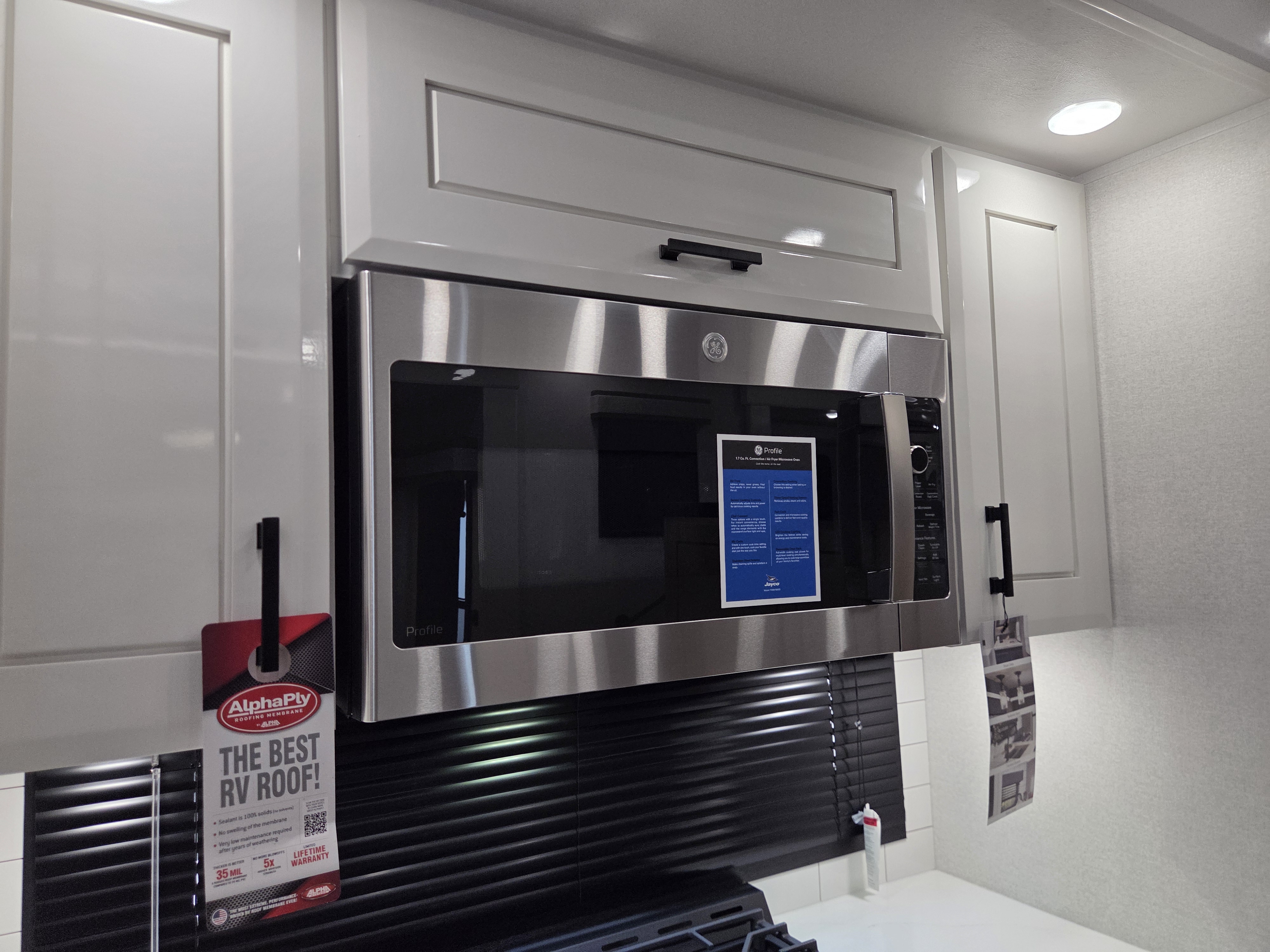2027 Jayco Pinnacle 39FLOK - Image 10