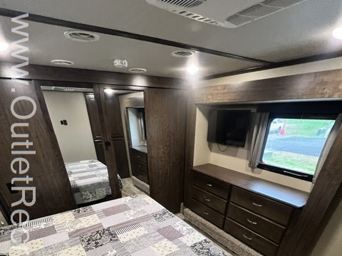 2019 Grand Design Solitude 385GK - Image 29