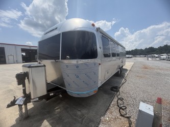 2026 AIRSTREAM GLOBETROTTER 30RBQ - Image 4
