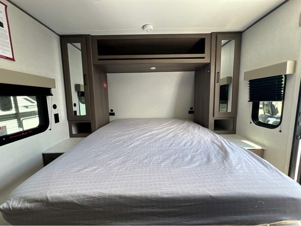 2026 GRAND DESIGN TRANSCEND 161BH - Image 20
