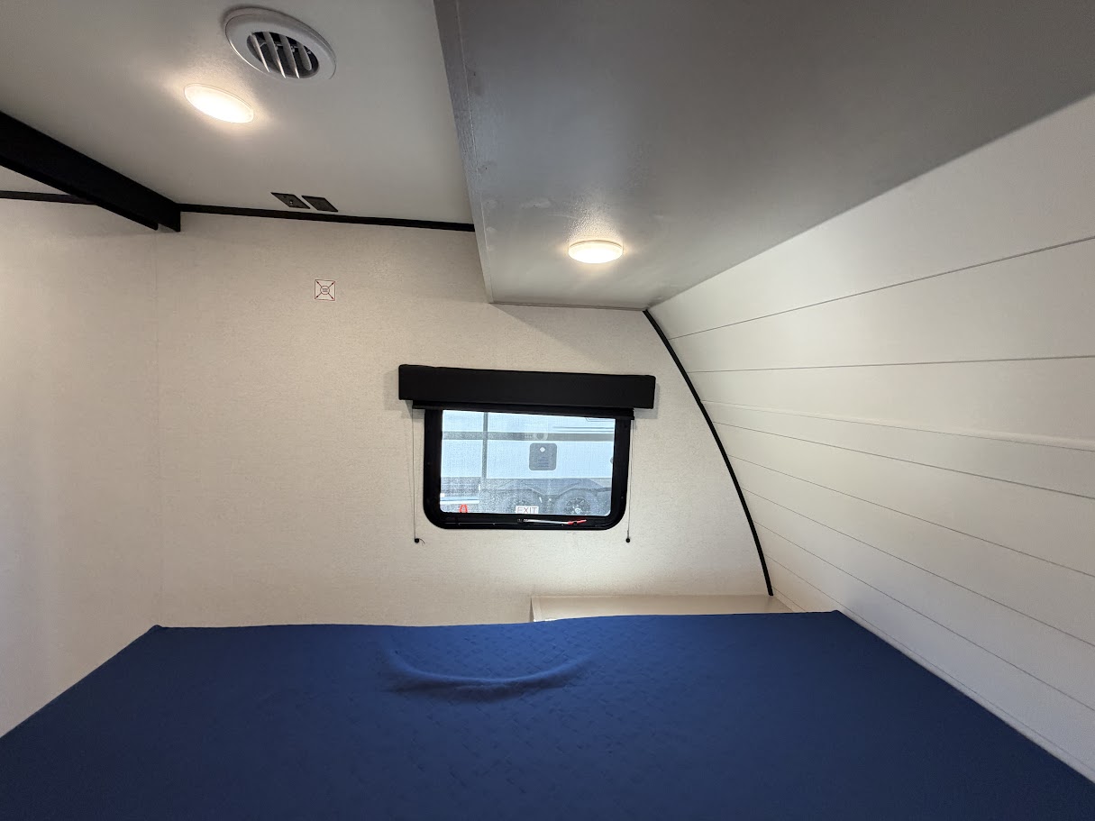 2027 JAYCO JAY FEATHER 25RLSL - Image 30