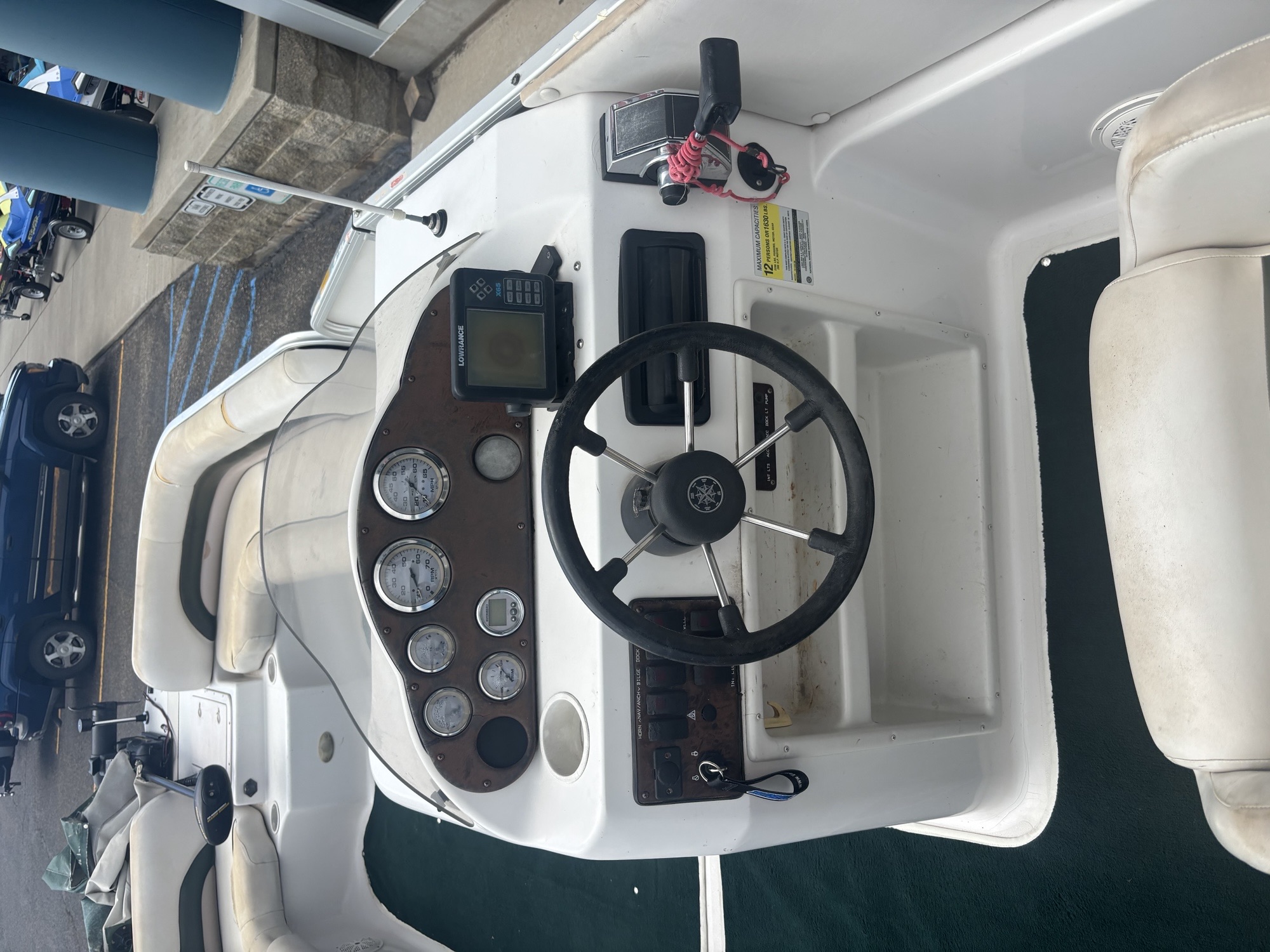 2001 Hurricane 228R - Image 7