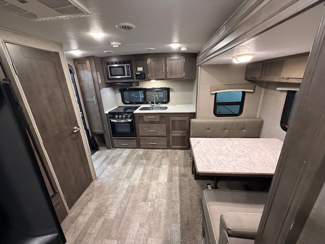 2021 ROCKWOOD MINI LITE 2512S - Image 17