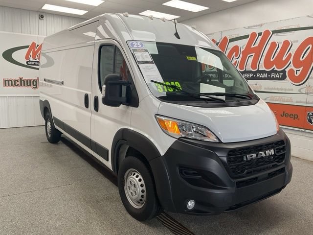 2025 Ram ProMaster Cargo Van Tradesman - Image 3