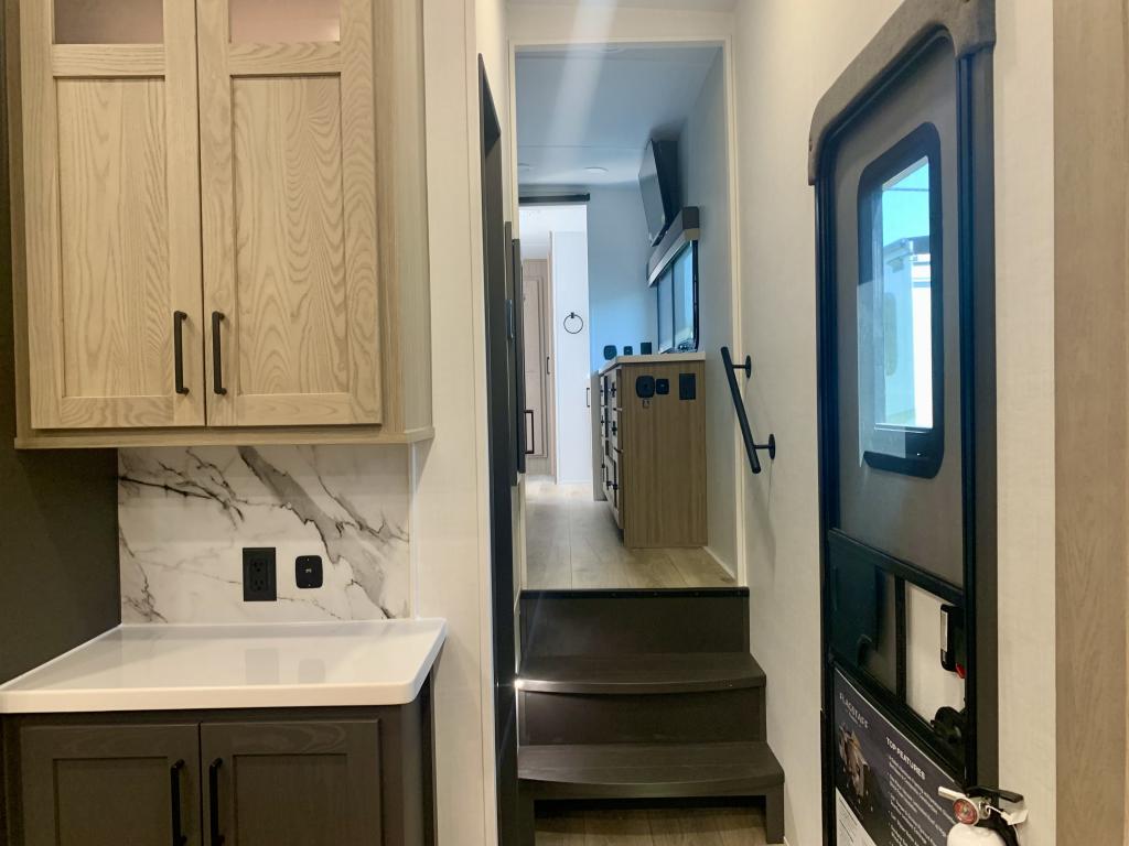 2026 FOREST RIVER 401CFB - Image 31