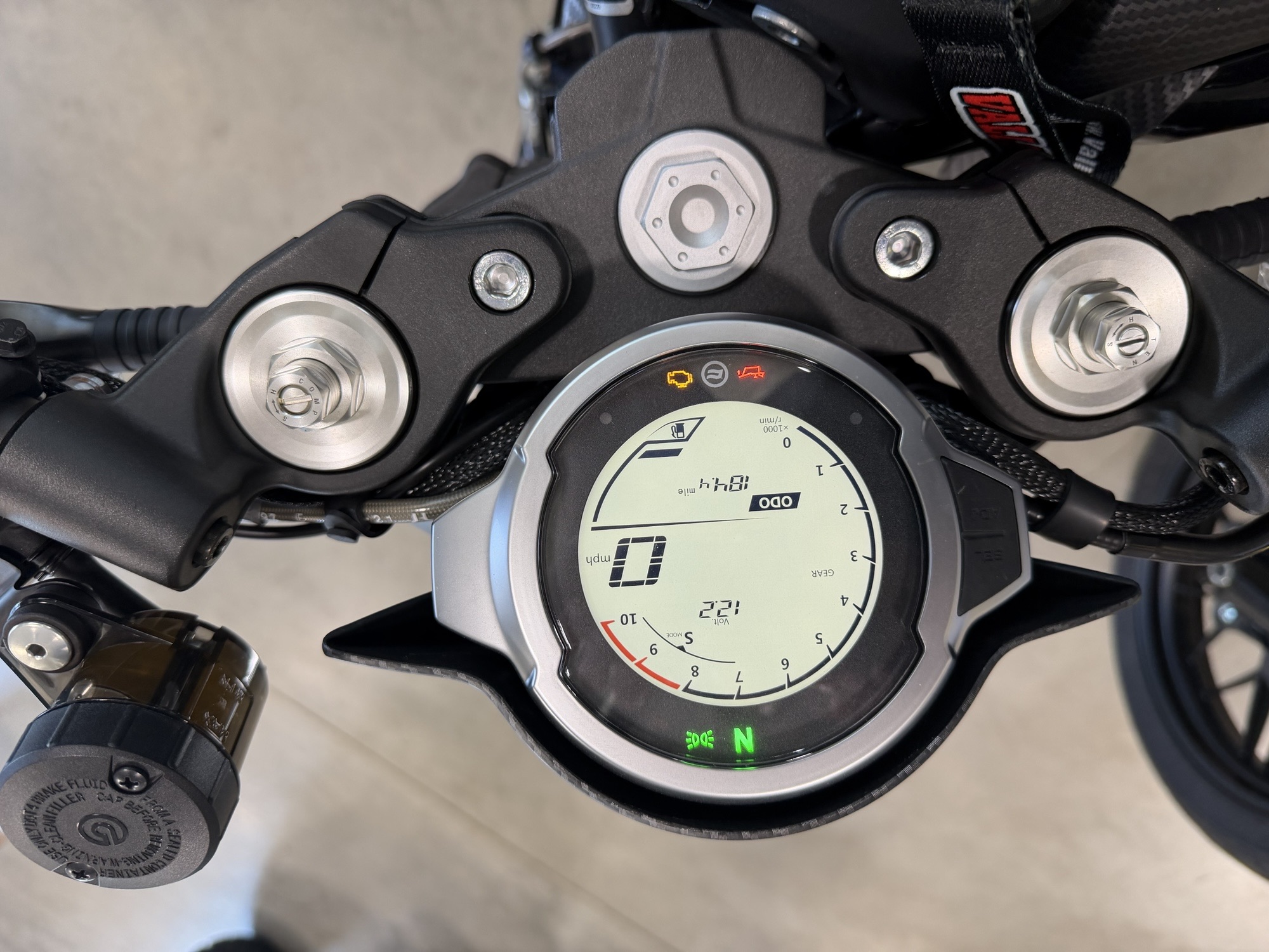 2023 CFMOTO 700CL-X Sport - Image 2