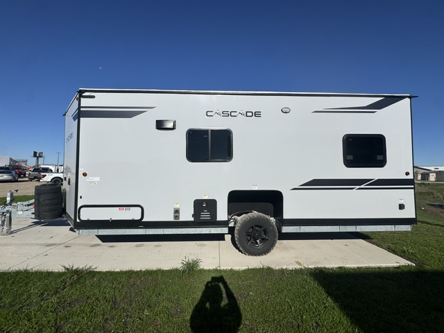 2027 CHEROKEE CASCADE 17TRH - Image 6