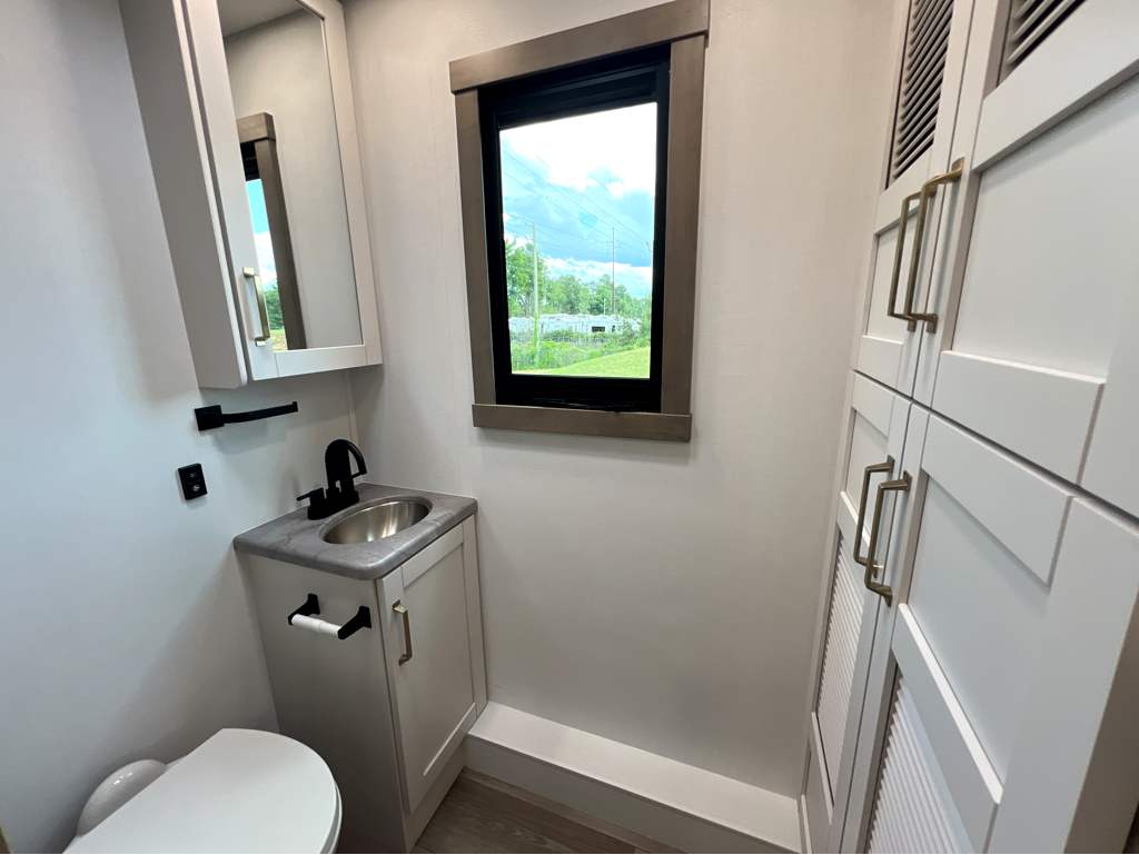 2027 JAYCO PRECEPT 36C - Image 16