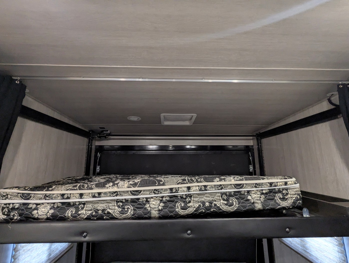 2022 Genesis Supreme Wanderer 28SAWL - Image 16