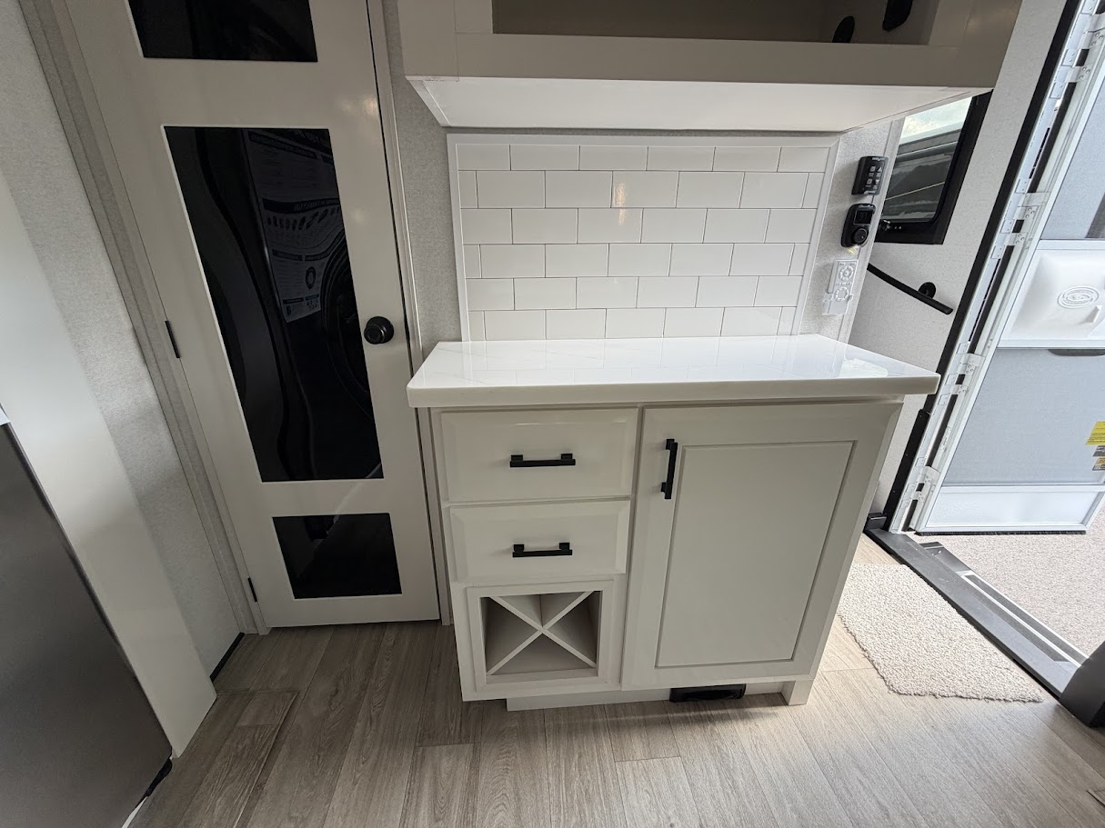 2027 JAYCO PINNACLE 32RLTS - Image 30