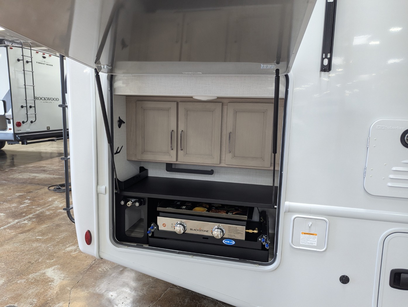 2027 Thor Motor Coach Windsport 29L - Image 9