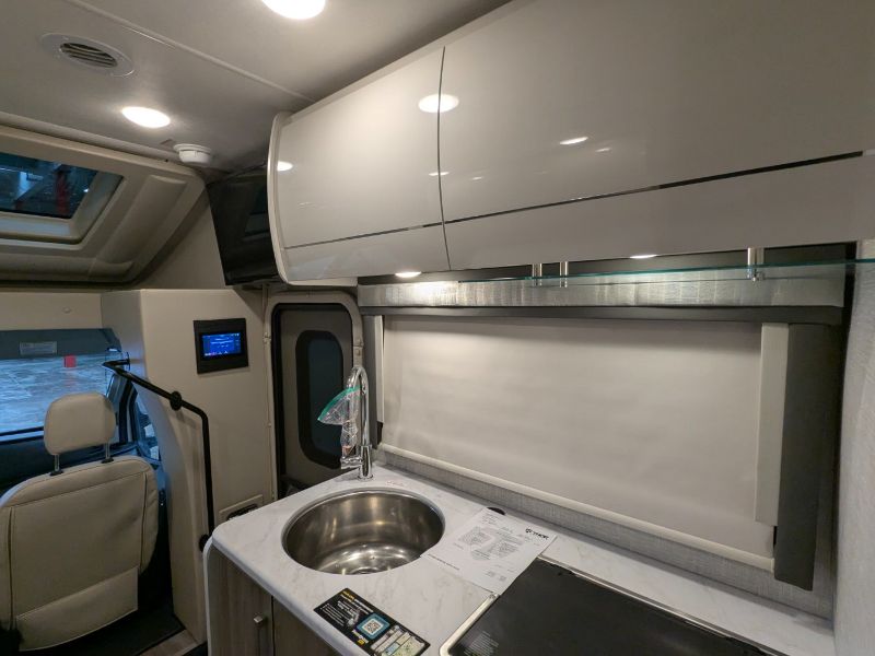 2025 Thor Motor Coach Gemini AWD 24JG - Image 20