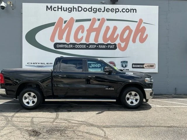 2025 Ram 1500 Big Horn 4x4 Crew Cab 5'7" Box - Image 4