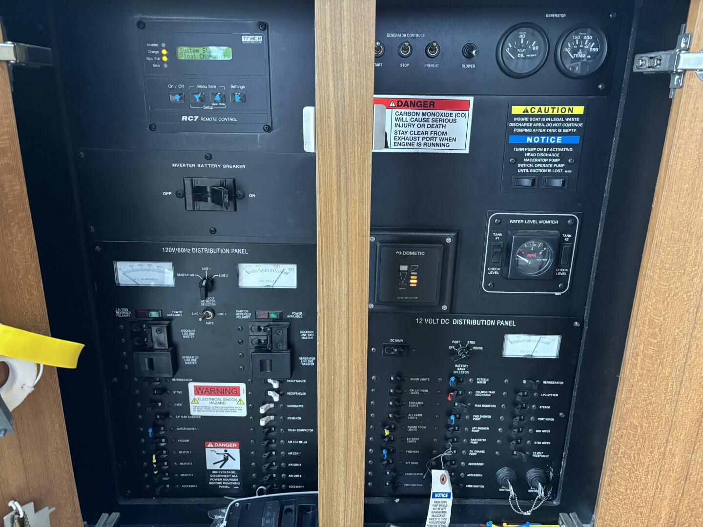 2000 Bayliner 3788 Command Bridge - Image 9