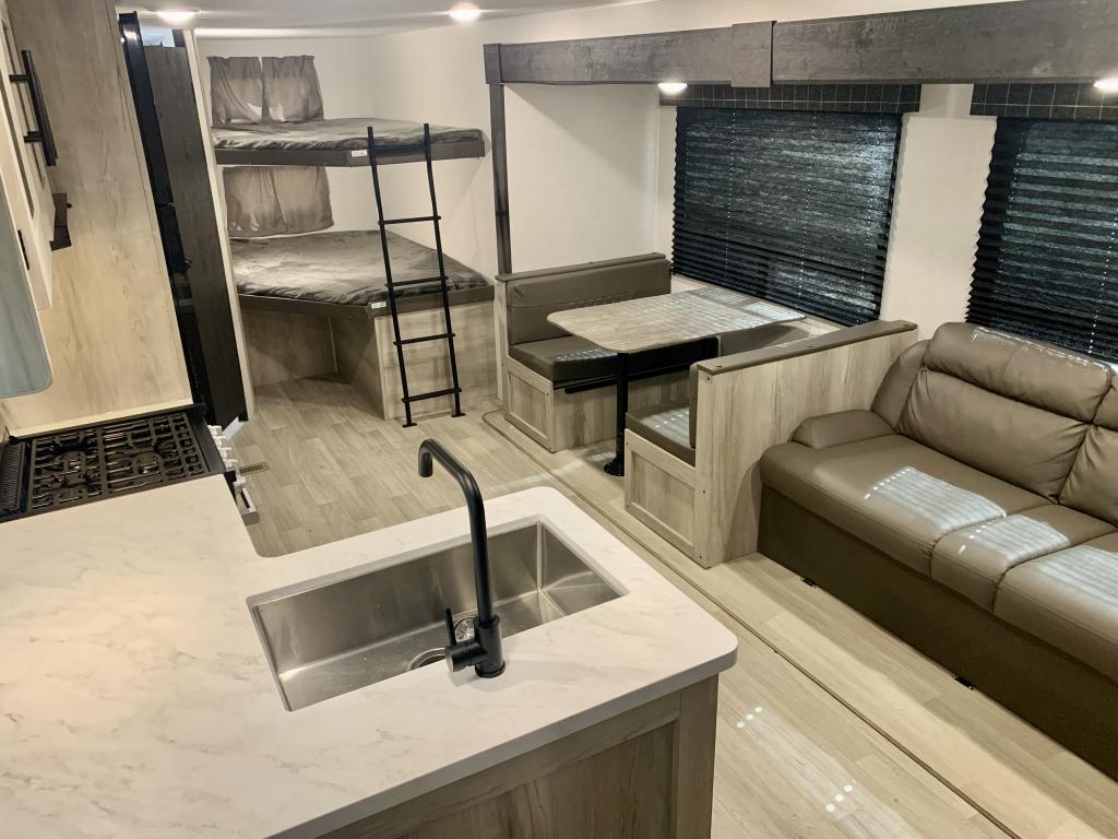2024 KZ RV Sportsmen SE 261BHKSE - Image 11