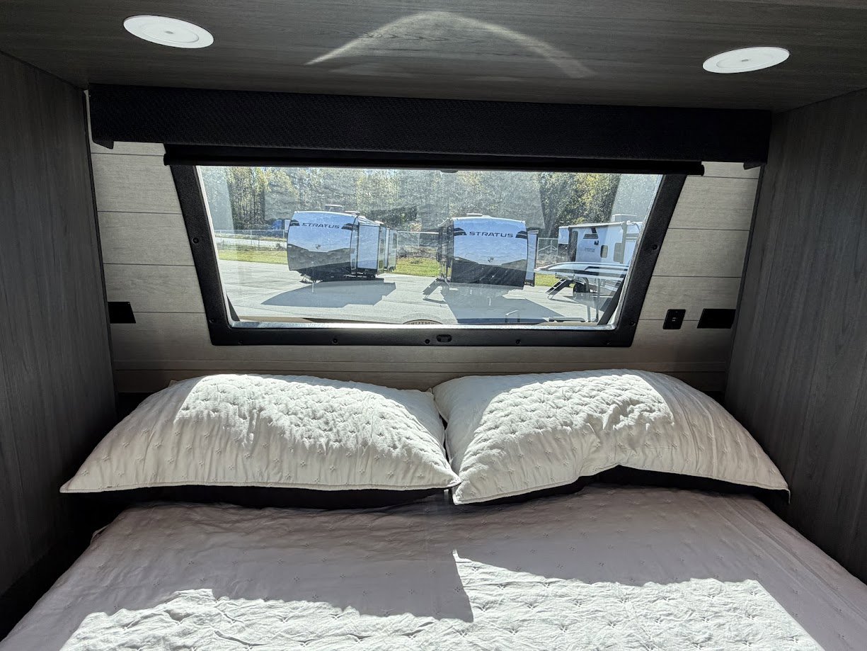 2026 VENTURE RV SPORTTREK 271VRB - Image 53