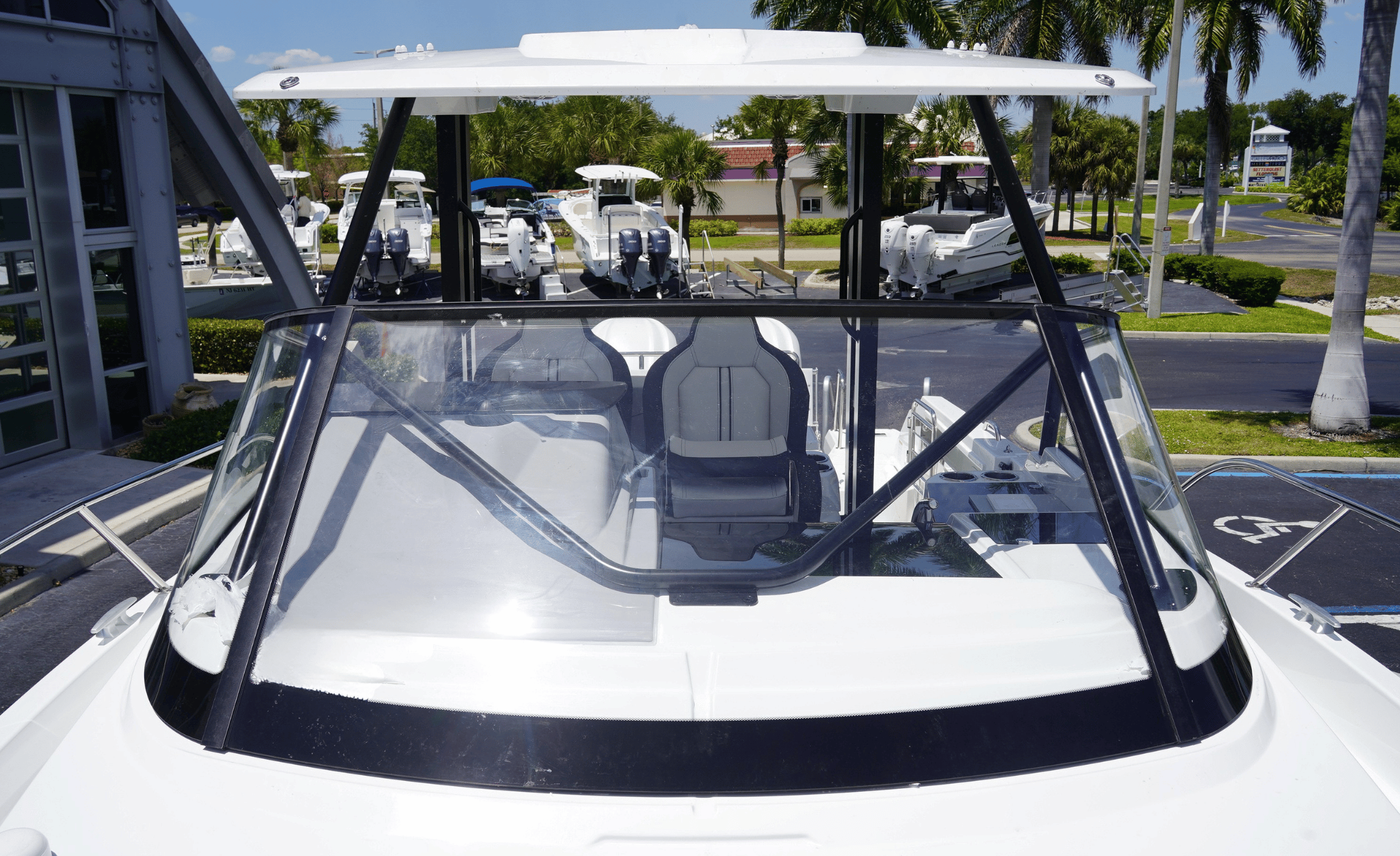 2026 Jeanneau Leader 9.0 WAS2 - Image 25