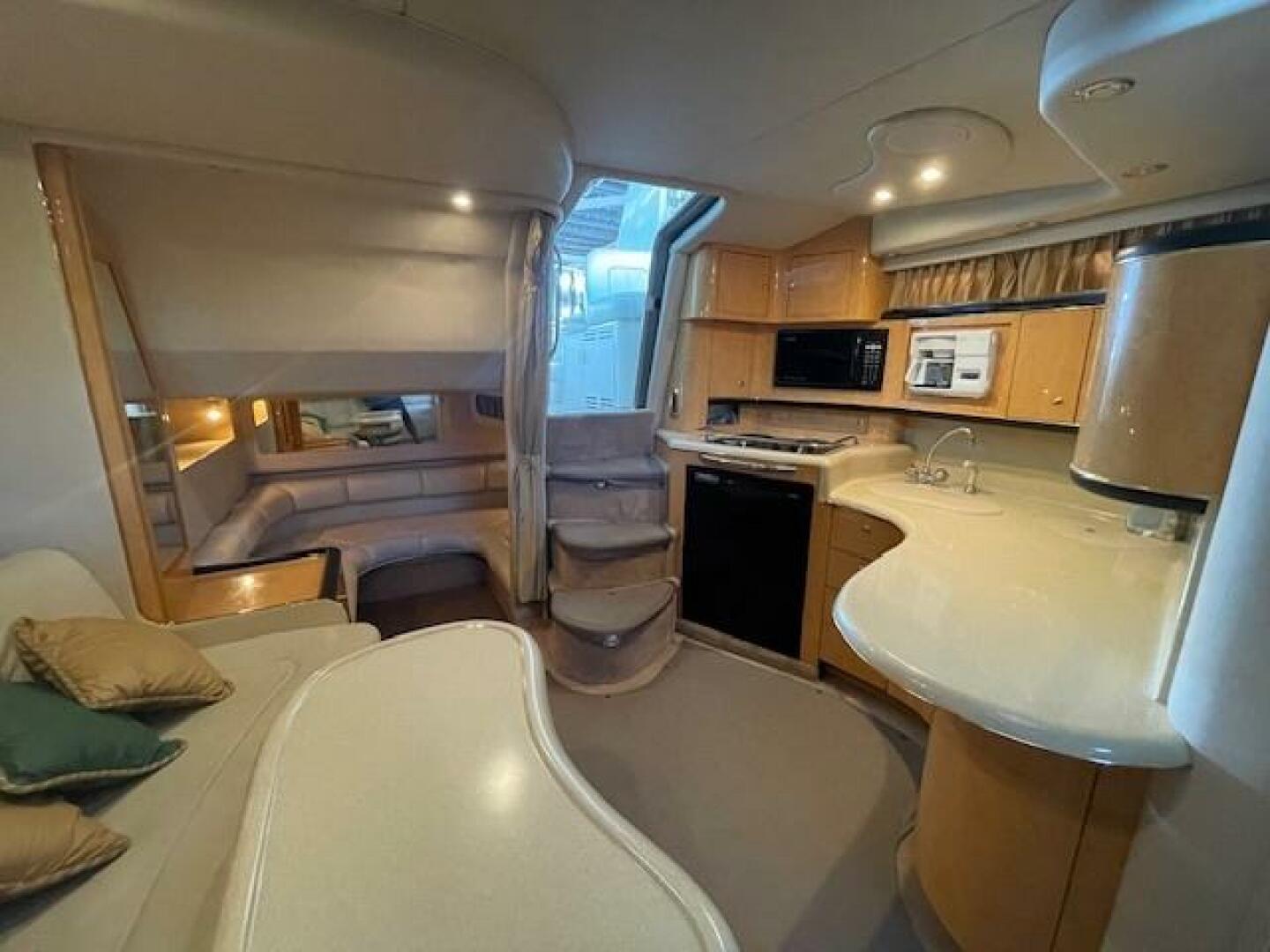 1998 Sea Ray 370 Sundancer - Image 27