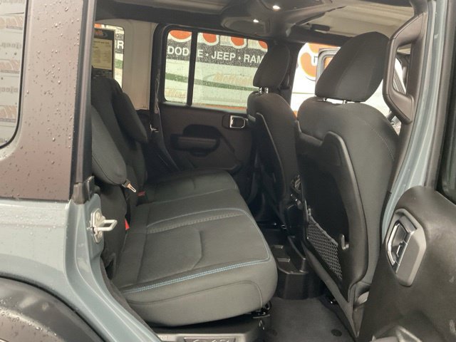 2025 Jeep Wrangler 4xe Rubicon 4x4 - Image 23