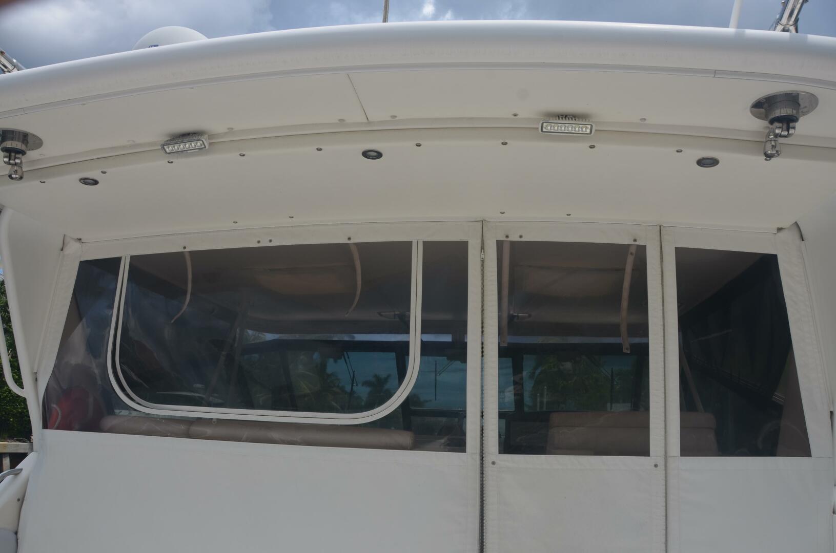 2001 Tiara Yachts 4100 Open - Image 16