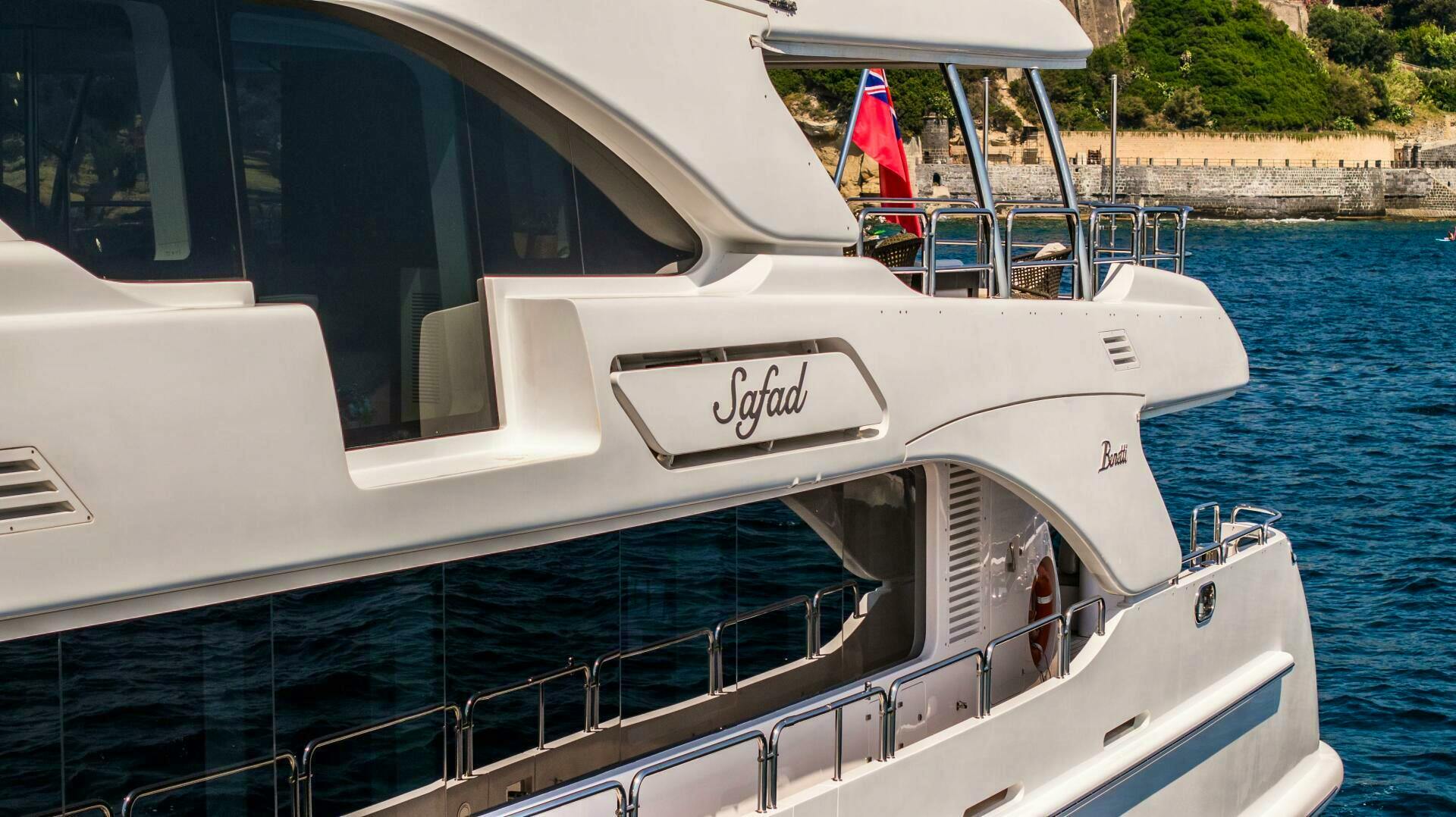 2015 Benetti Benetti Classic 121 - Image 11