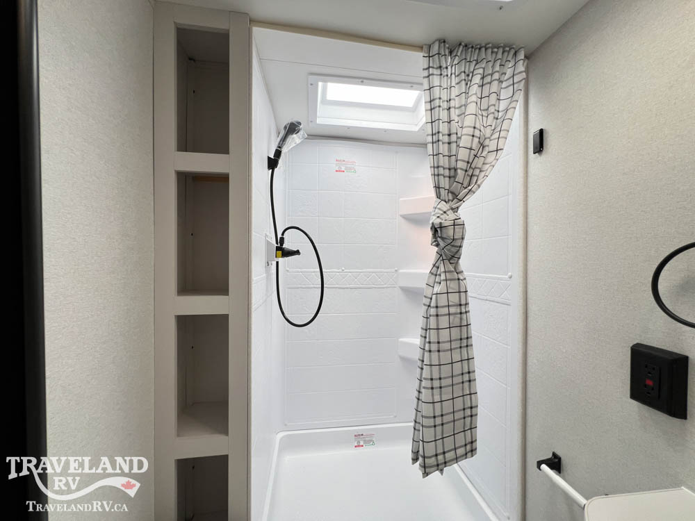 2027 Highland Ridge Colt 18MBS - Image 26
