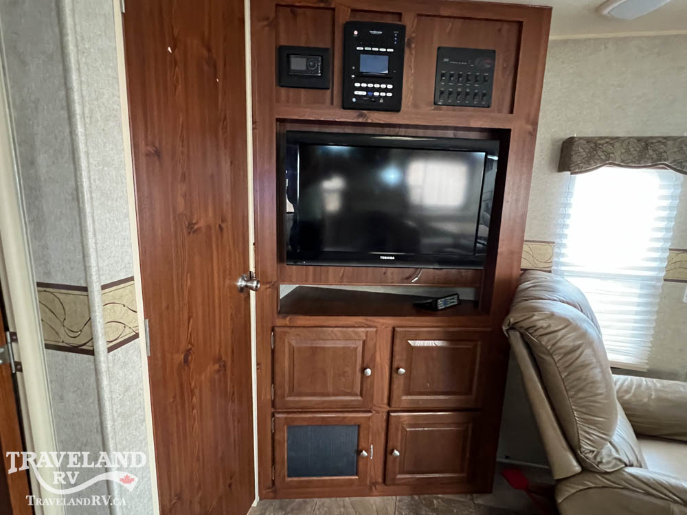 2013 Forest River Rockwood Windjammer 3002W - Image 19