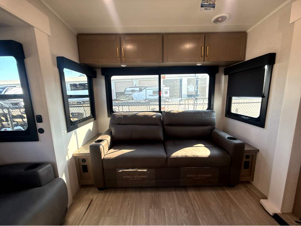 2027 JAYCO EAGLE 29RLC - Image 12