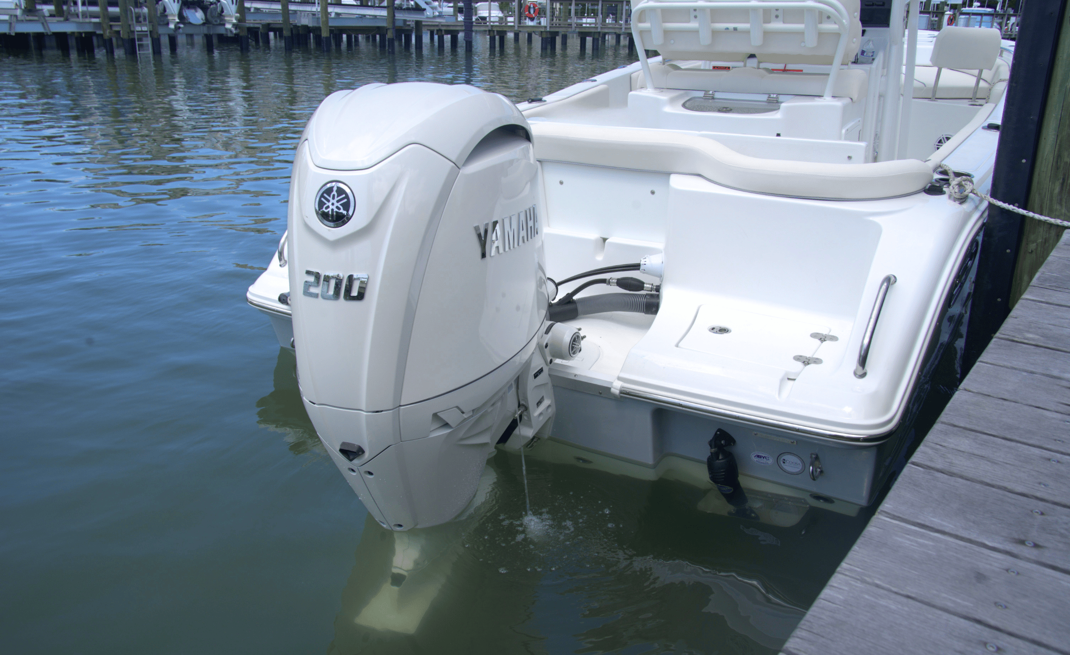 2027 SEA HUNT ULTRA 229 - Image 6