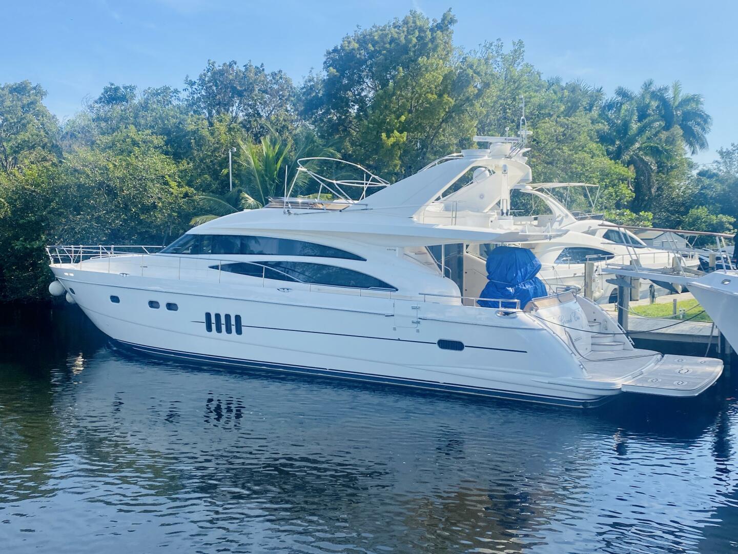2006 Viking Princess Sport Cruiser - Image 2