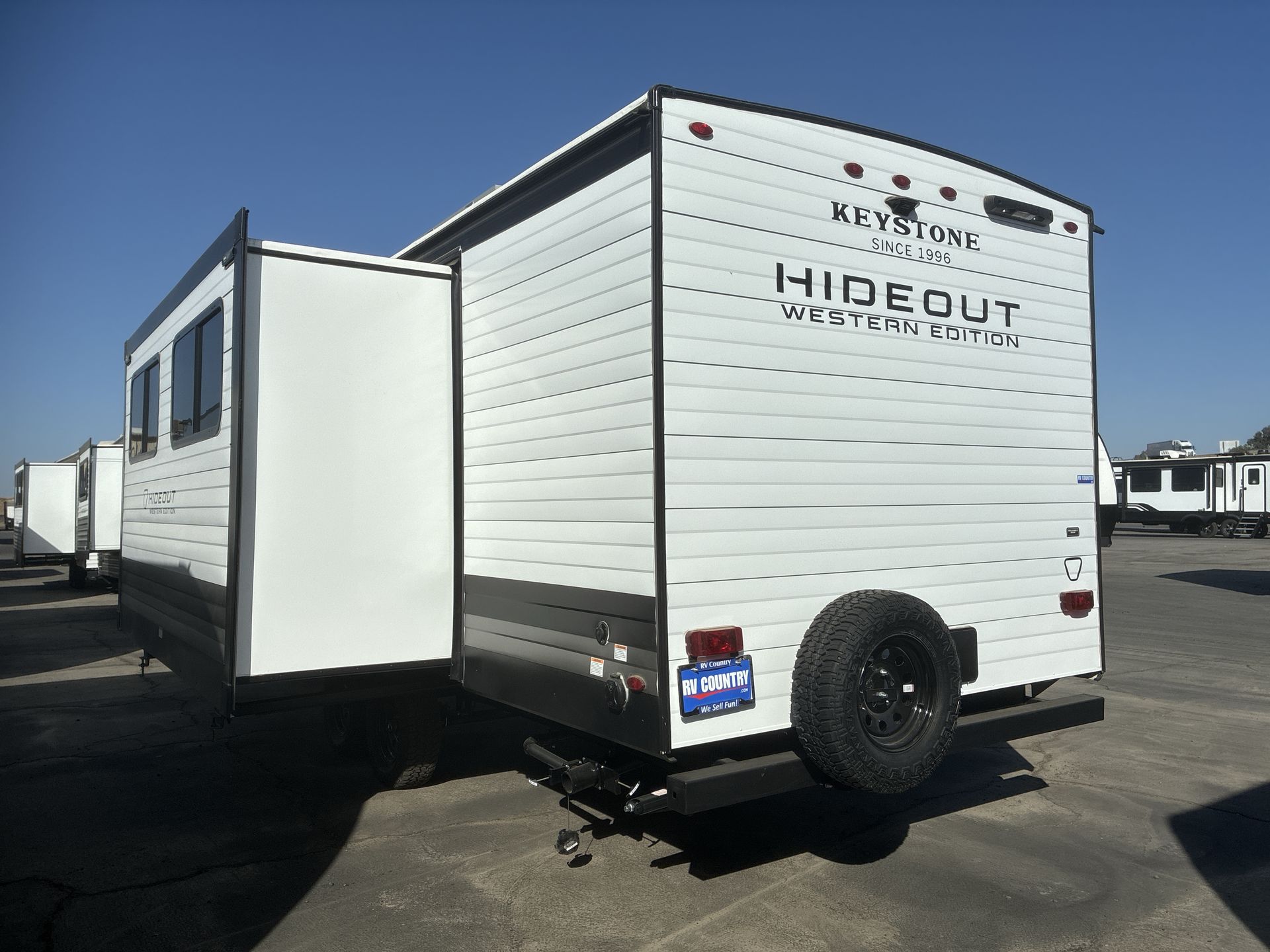 2027 Keystone Hideout 250RBSWE - Image 12