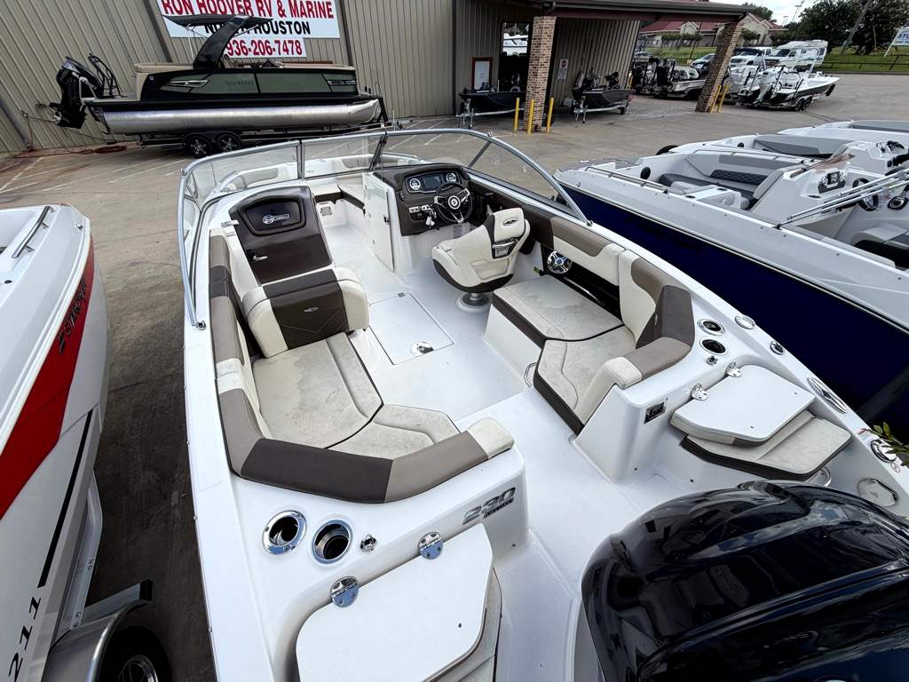 2019 CHAPARRAL 2019 SUNCOAST 230 - Image 6