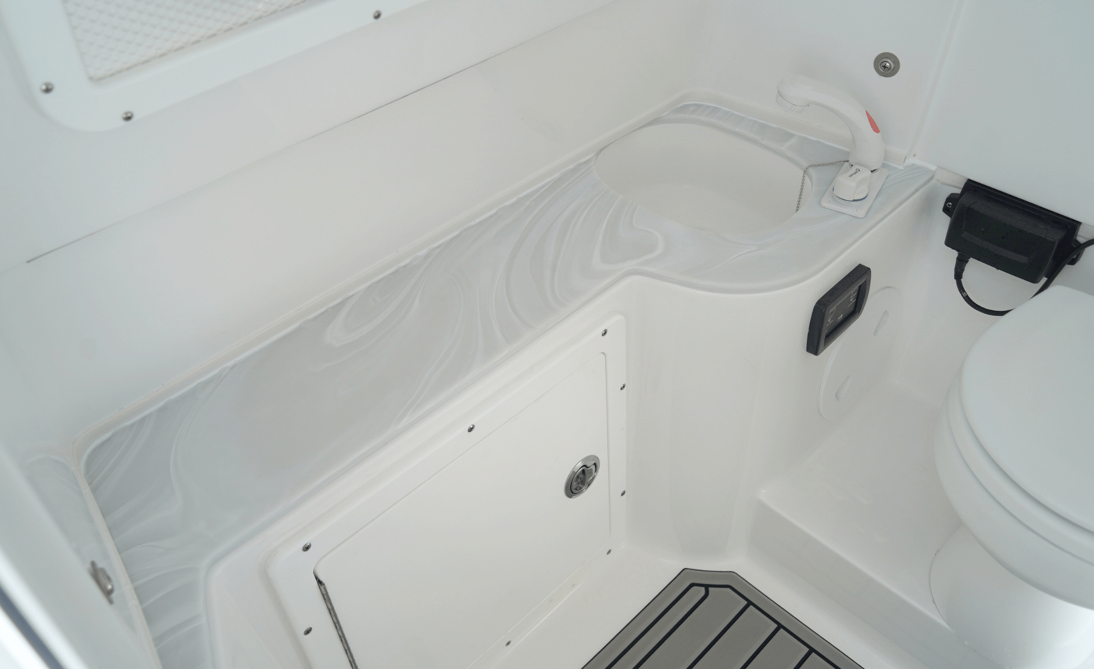 2027 SEA HUNT GAMEFISH 30FS - Image 52