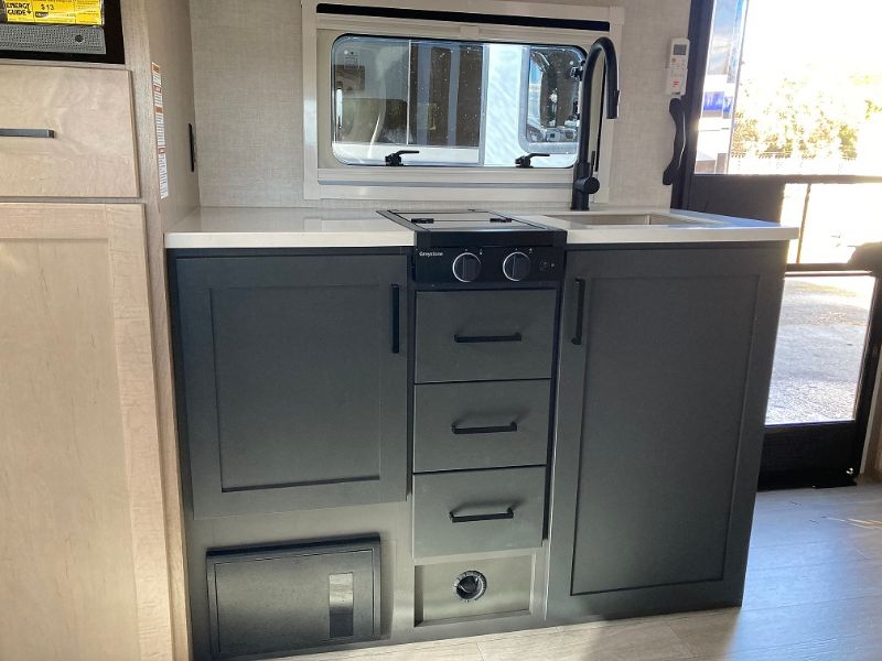 2026 Ember RV Overland Series 201FBQ - Image 9
