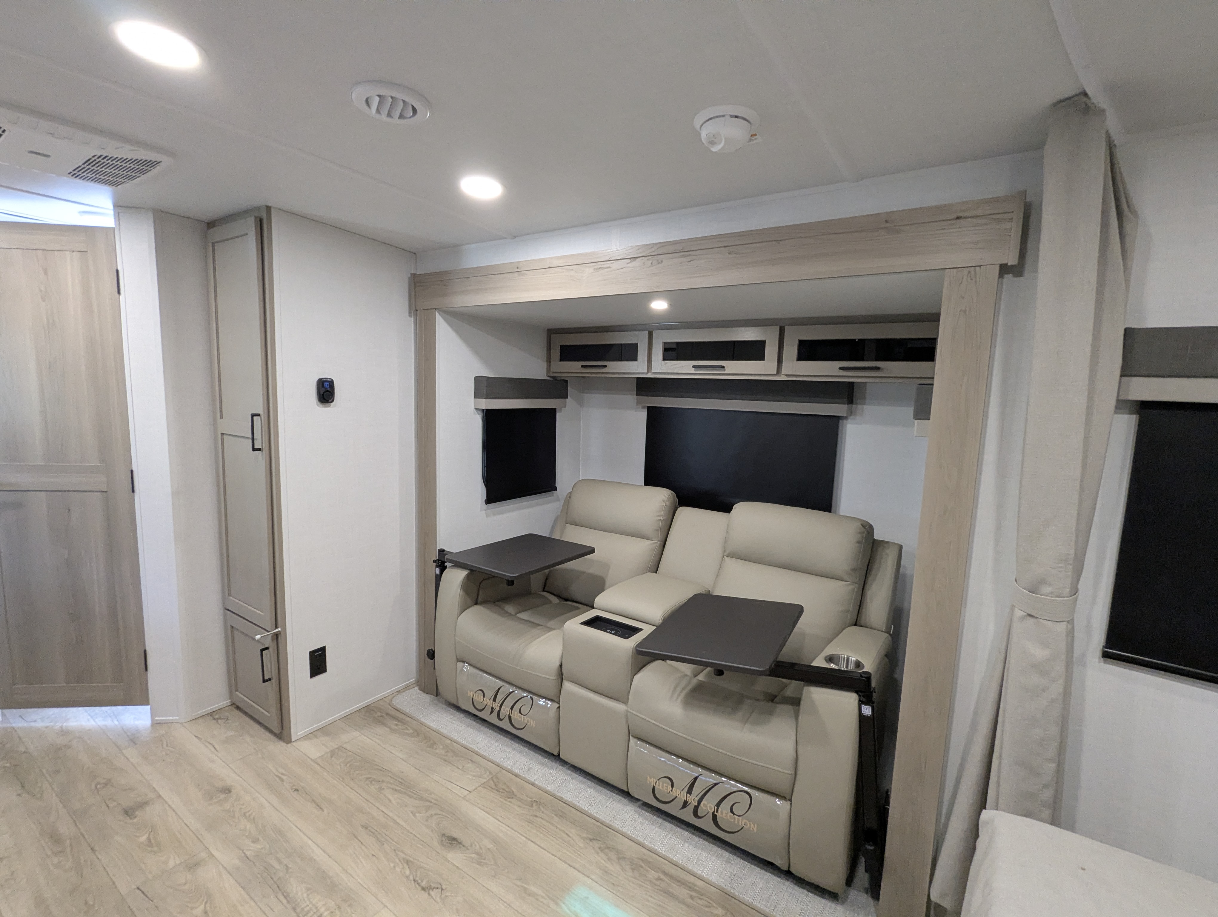 2026 Forest River Rockwood Mini Lite 2205S - Image 17