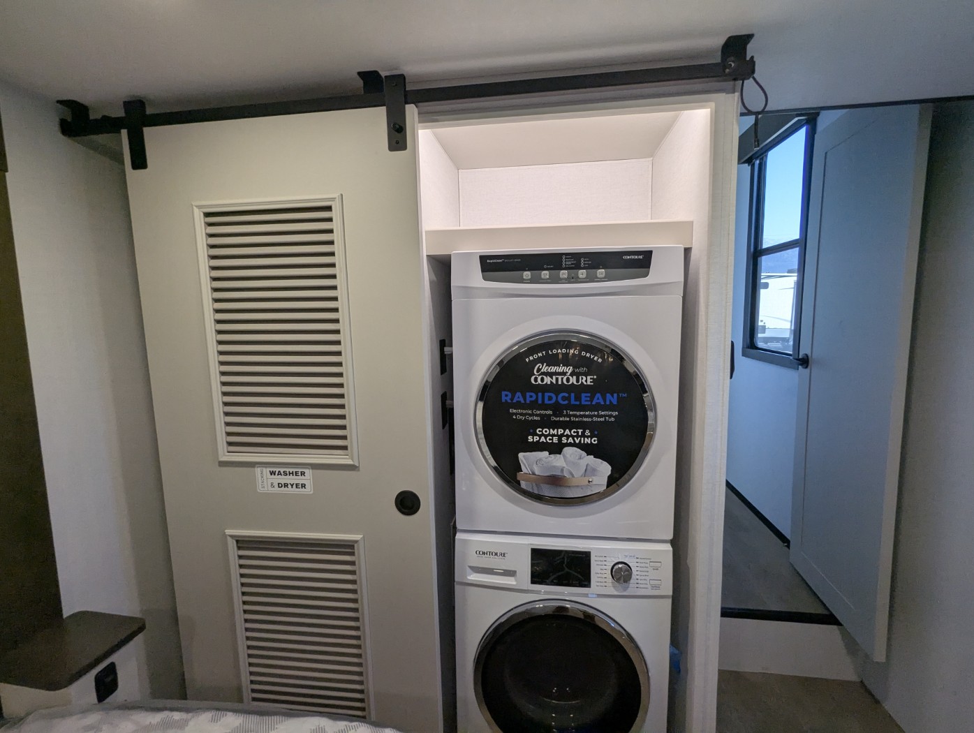 2027 Alliance RV Benchmark 42LFT - Image 12
