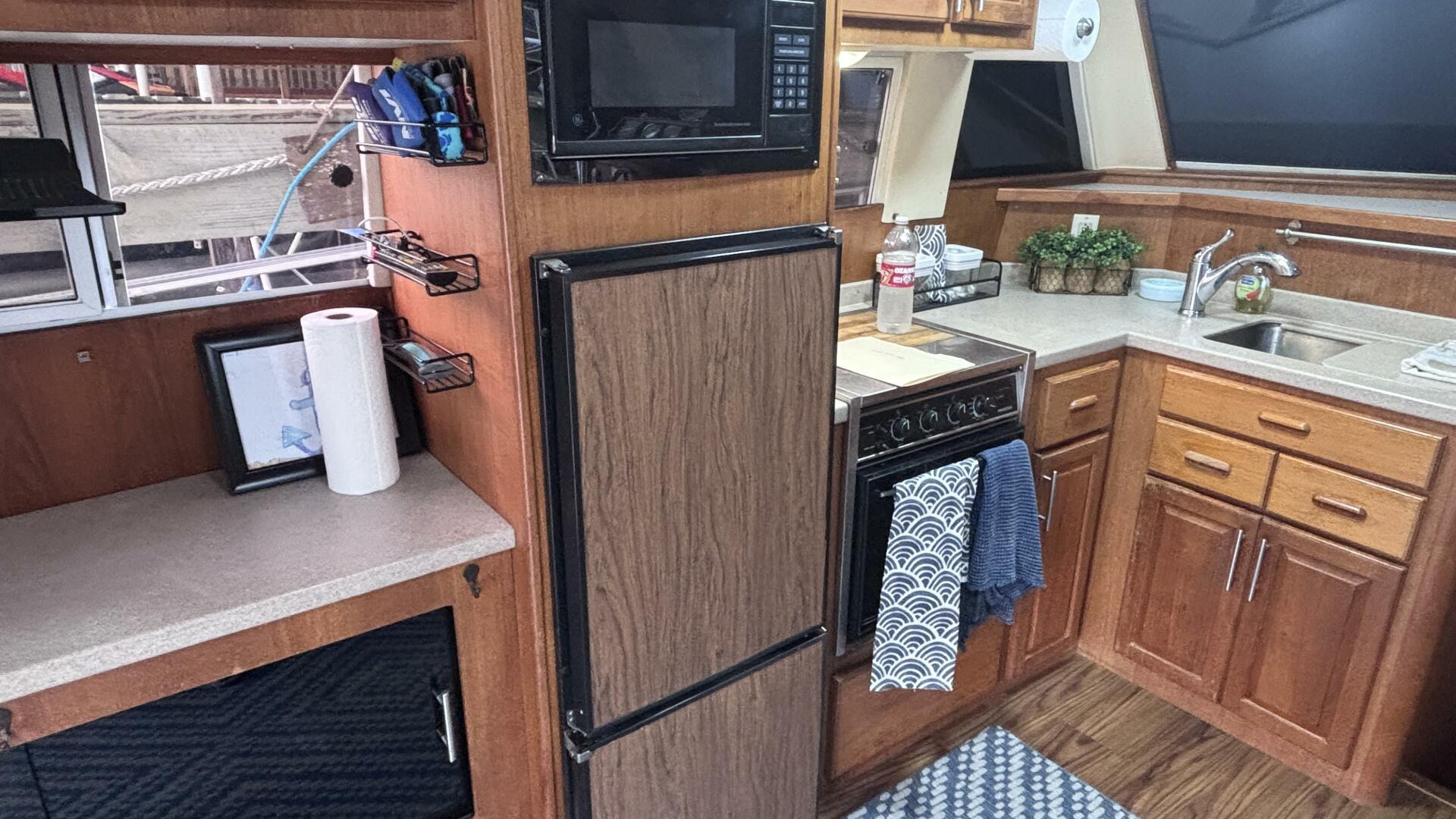 1998 Mainship 350 Trawler Base - Image 15