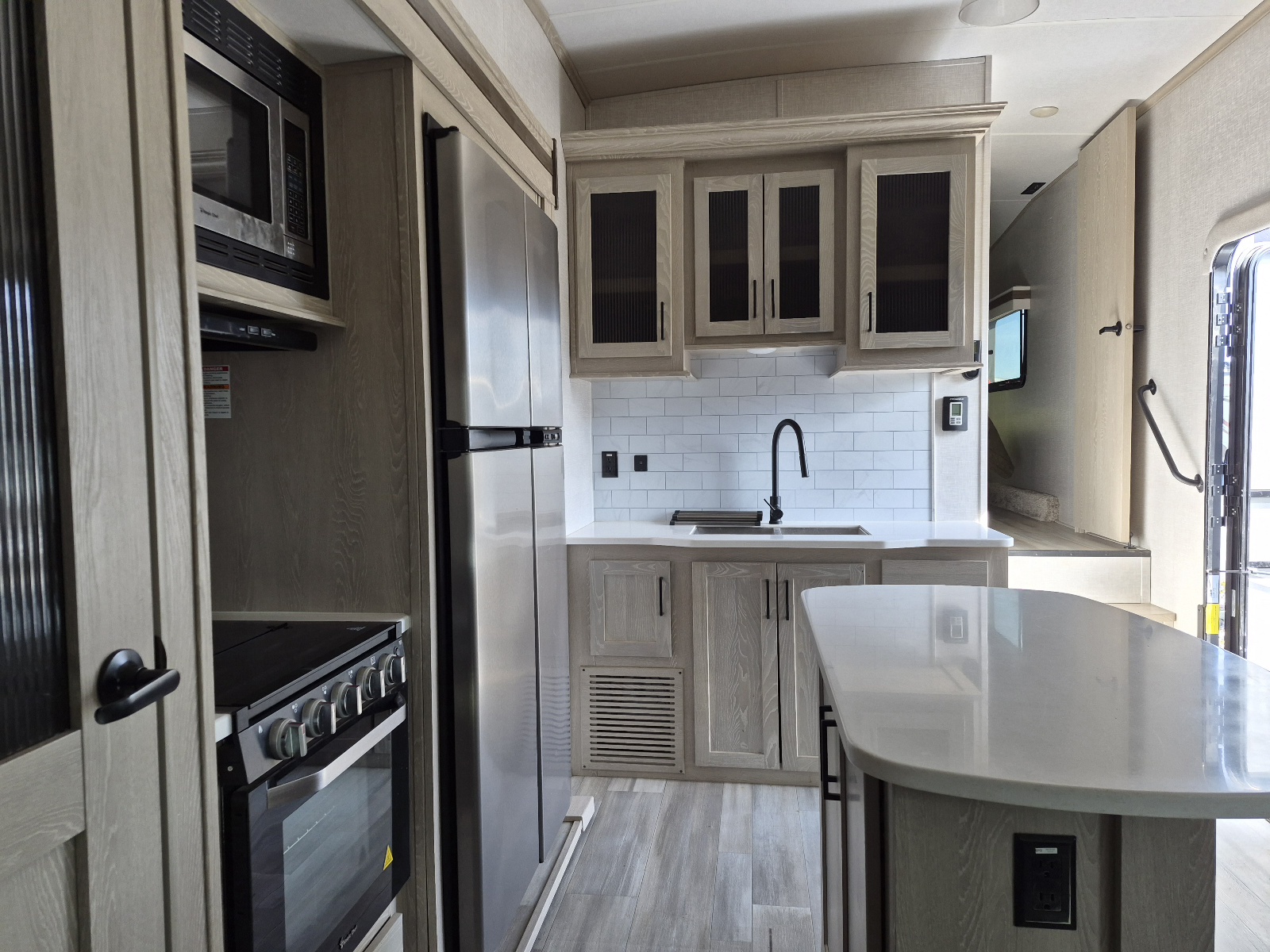 2022 Forest River Rockwood Ultra Lite 2883WS - Image 7