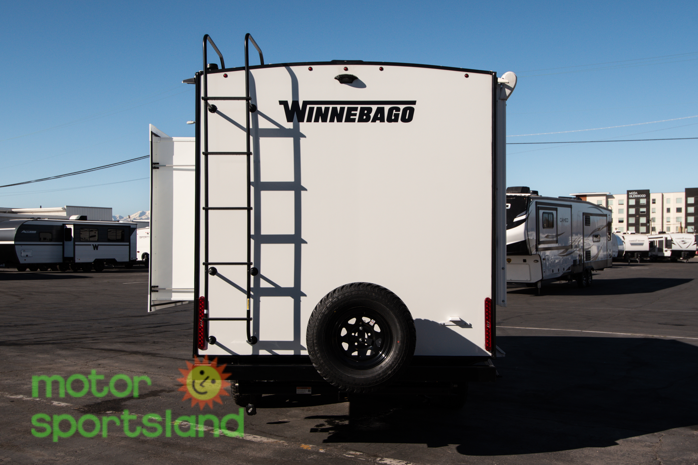 2026 Winnebago Micro Minnie 2108FBS - Image 5