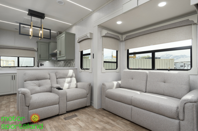 2025 CrossRoads Redwood RW401LK - Image 30
