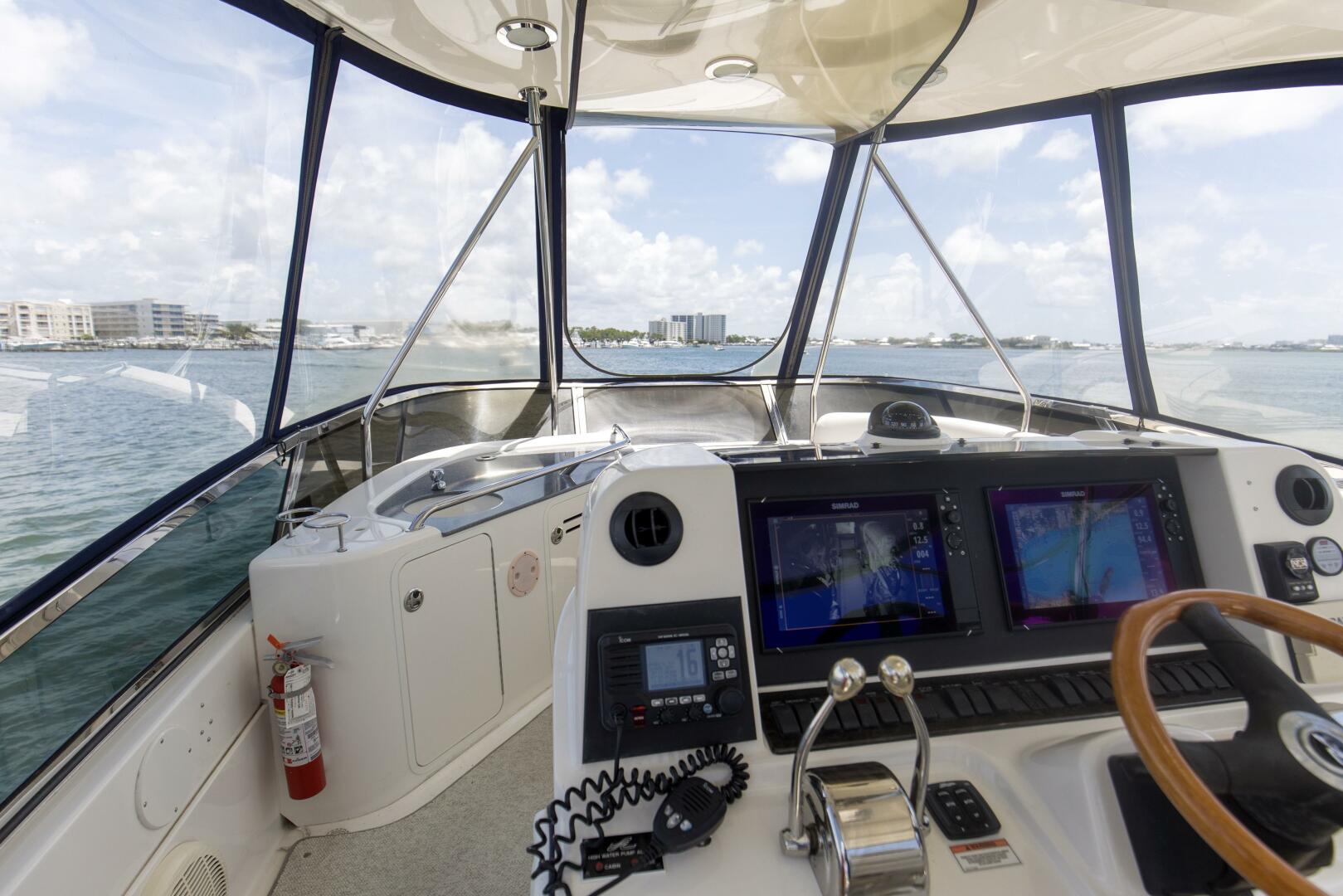 2007 Sea Ray 52 Sedan Bridge - Image 22