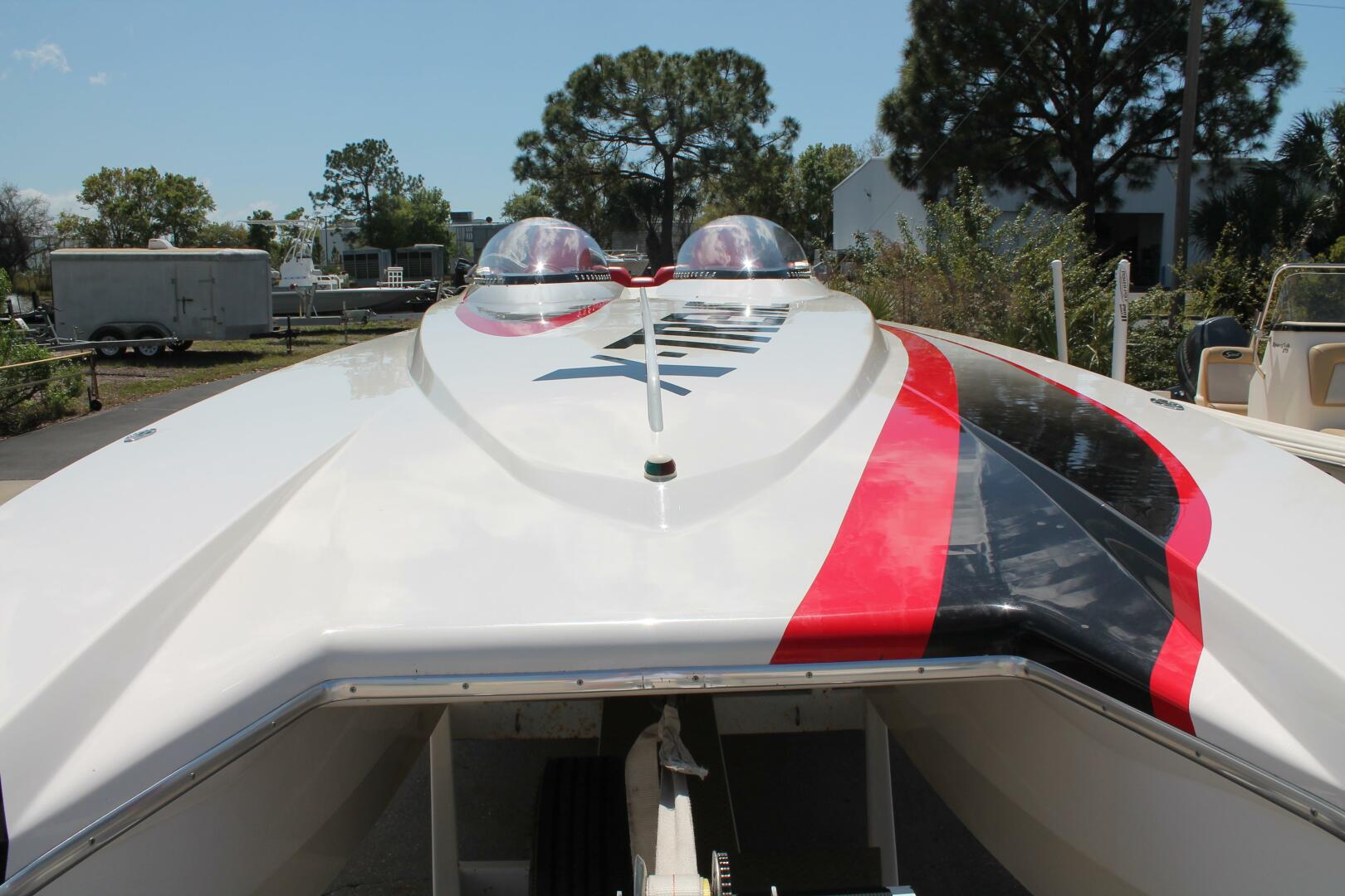 2004 Spectre - Image 2