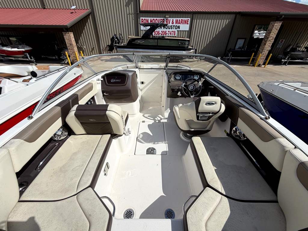 2019 CHAPARRAL 2019 SUNCOAST 230 - Image 22