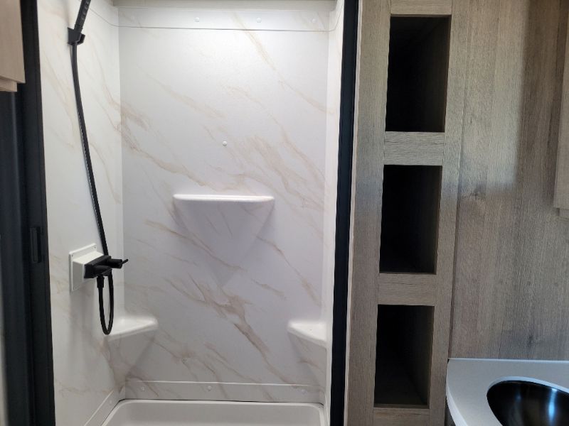2026 Grand Design Imagine 3100RD - Image 17
