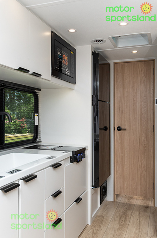 2027 Winnebago Micro Minnie 2200Fbh - Image 18